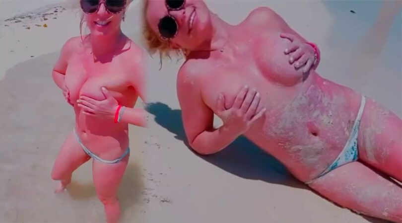 Britney Spears – Topless Boobs and Sexy Ass in a Bikini Video