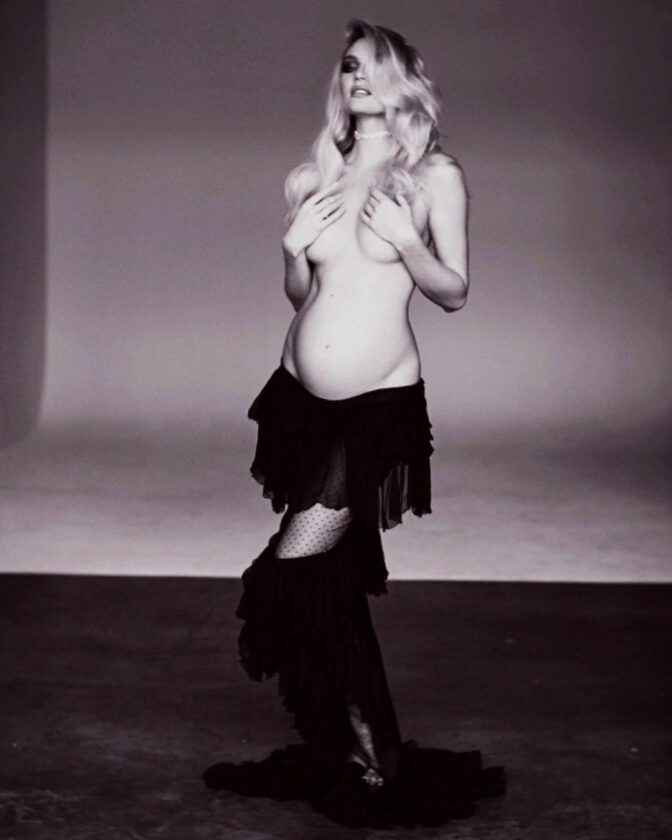 Candice Swanepoel Topless Pregnant Pics
