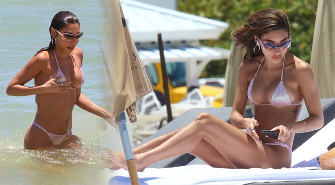 Chantel Jeffries – Beautiful Boobs in Small Bikini at the Beach in Miami