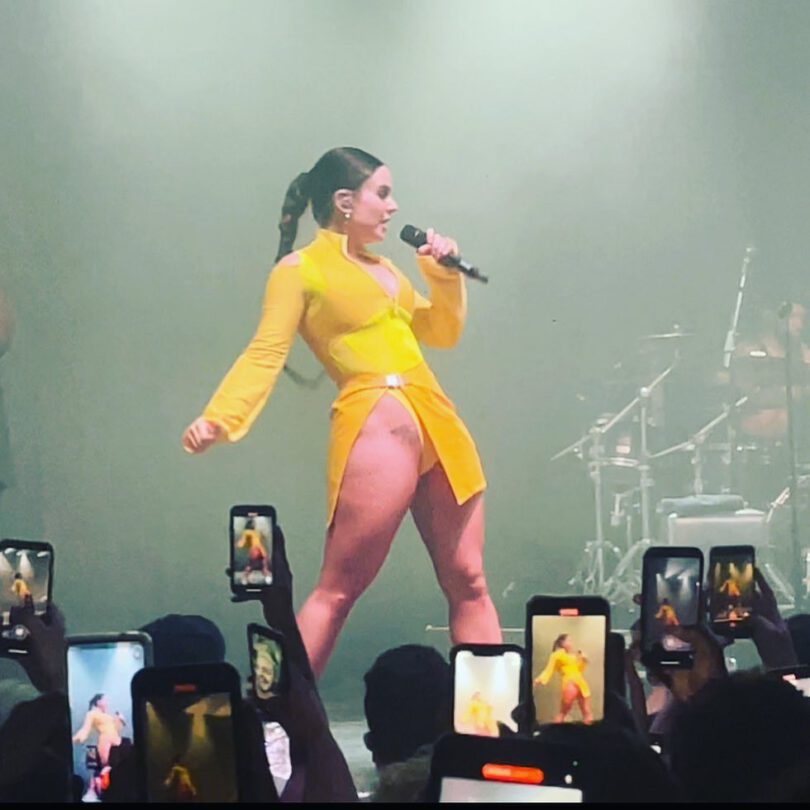 Jojo Sexy Boobs Ass
