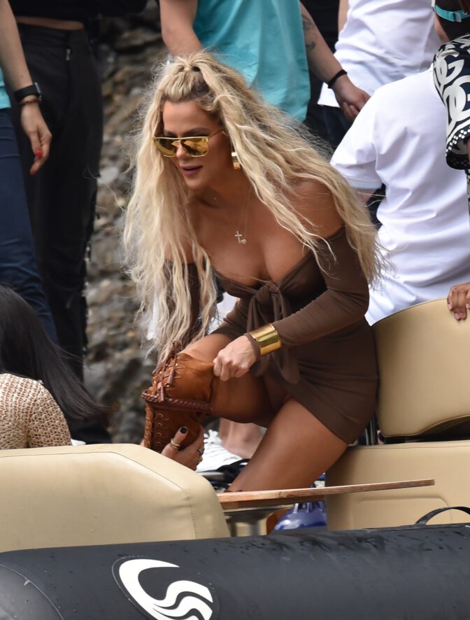 Khloe Kardashian Sexy Short Dress