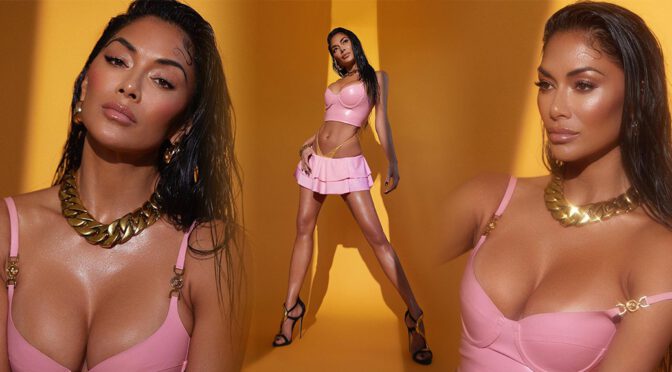 Nicole Scherzinger – Fantastic Boobs and Legs in a Sexy Photoshoot