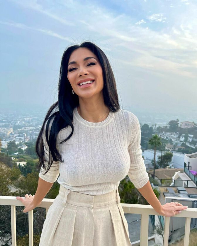 Nicole Scherzinger Sexy Big Boobs