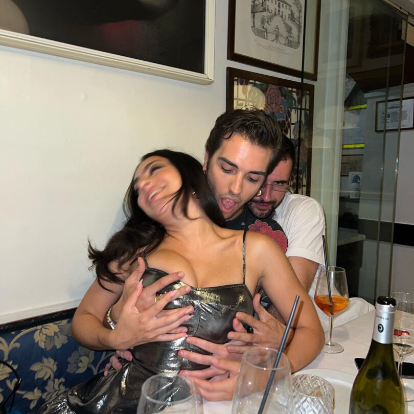 Charli Xcx Sexy Boobs