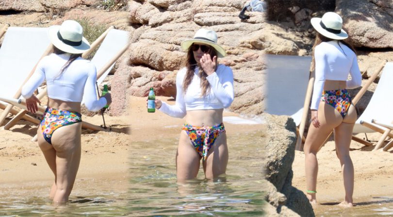 Jessica Biel hows Fantastic Ass in Bikini in Sardinia