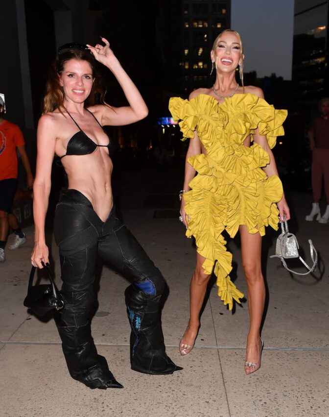 Julia Fox In Skimpy Outfit