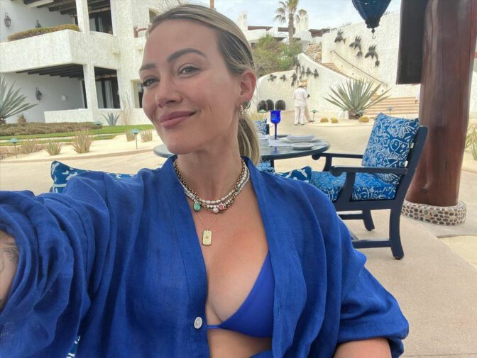 Hilary Duff Sexy Boob In Bikini