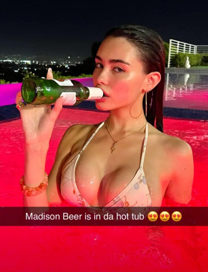 Madison Beer Beautiful Boobs In Bikini