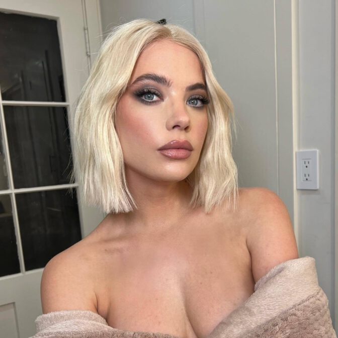 Ashley Benson Beautiful Cleavage