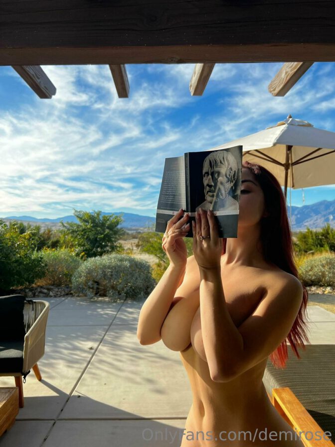 Demi Rose Mawby Nude