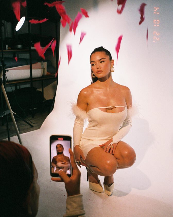 Paris Berelc Sexy Photoshoot