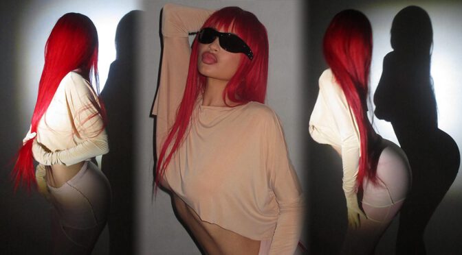 Kylie Jenner’s Braless Peek-a-Boob and Other Sexy Links!