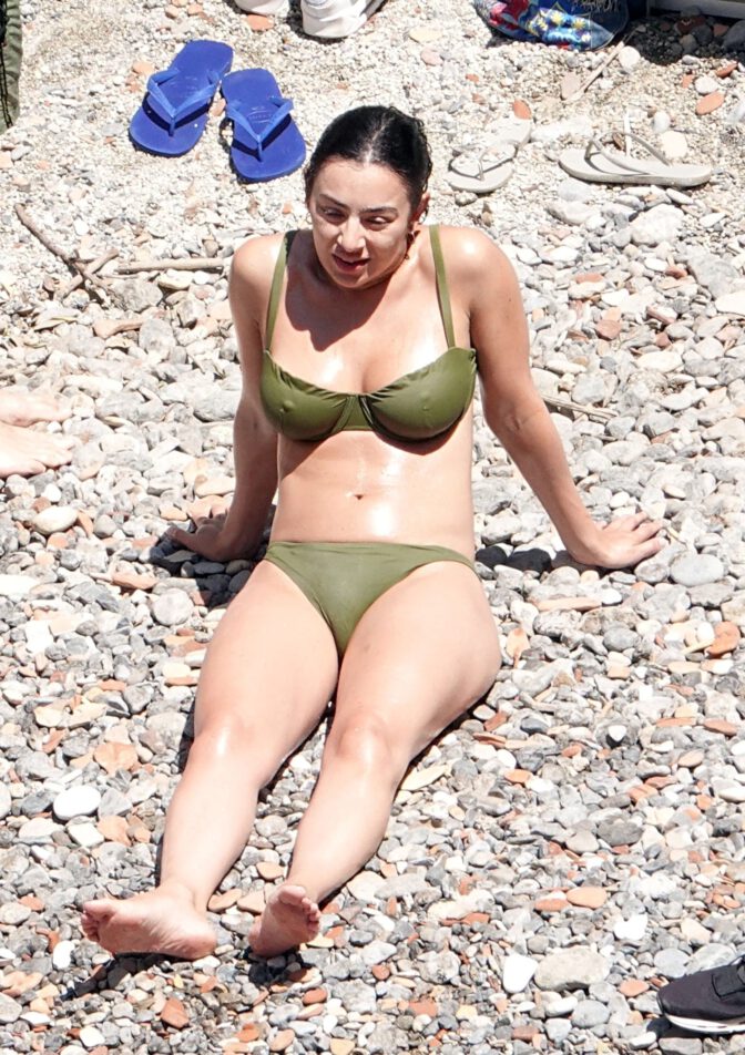 Charli Xcx Bikini Boobs Positano