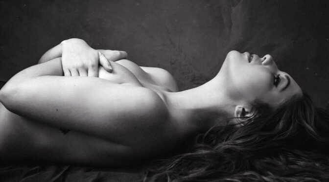 Sultry and Sensational: Samantha Hanratty’s Topless Beauty in Chris Labadie Photos