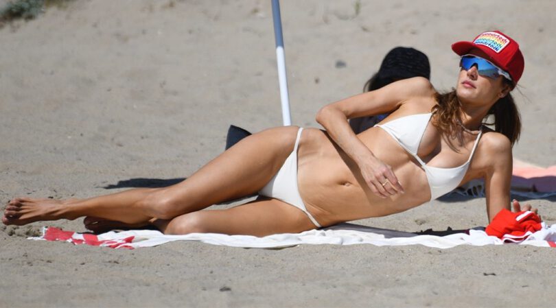 Alessandra Ambrosio’s White Bikini Stuns Santa Monica – Beach Bombshell Alert!