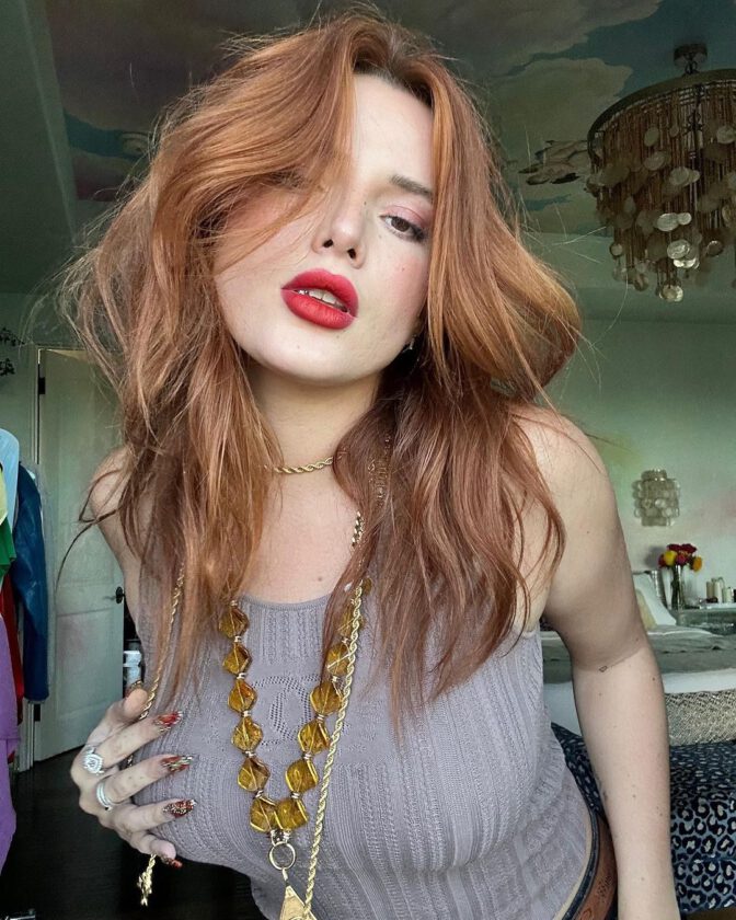 Bella Thorne Confidently Flaunting Her Boobs In A Sexy Top.