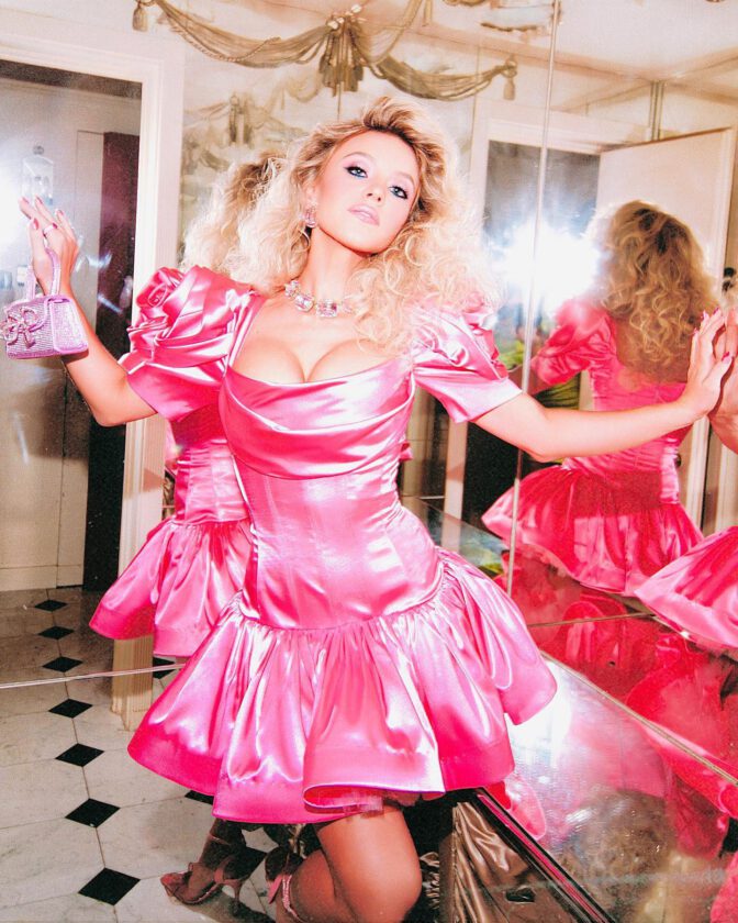 Sydney Sweeney Pink Prom Dress Cleavage