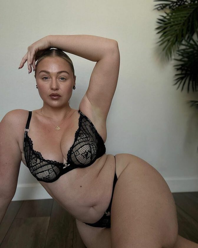 Iskra Lawrence Lingerie Curvy Body