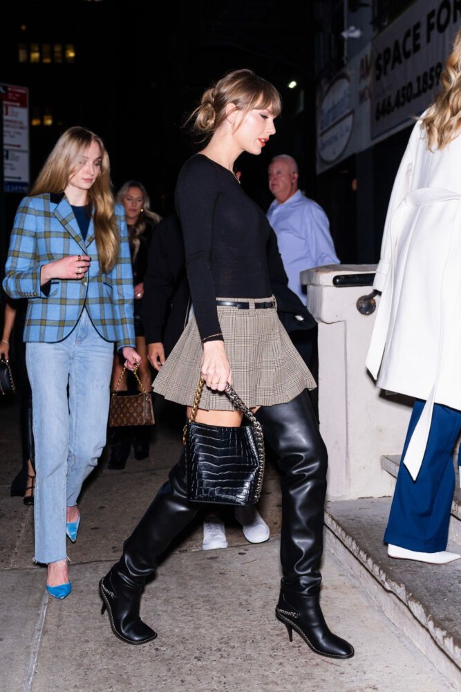 Nyc's Hottest Sensation: Taylor Swift's Legs In That Mini Skirt! 🔥
