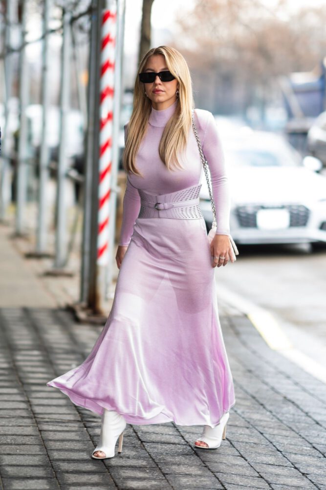 Sydney Sweeney Showcasing Her Beauty And Curves At The Laneige Event.