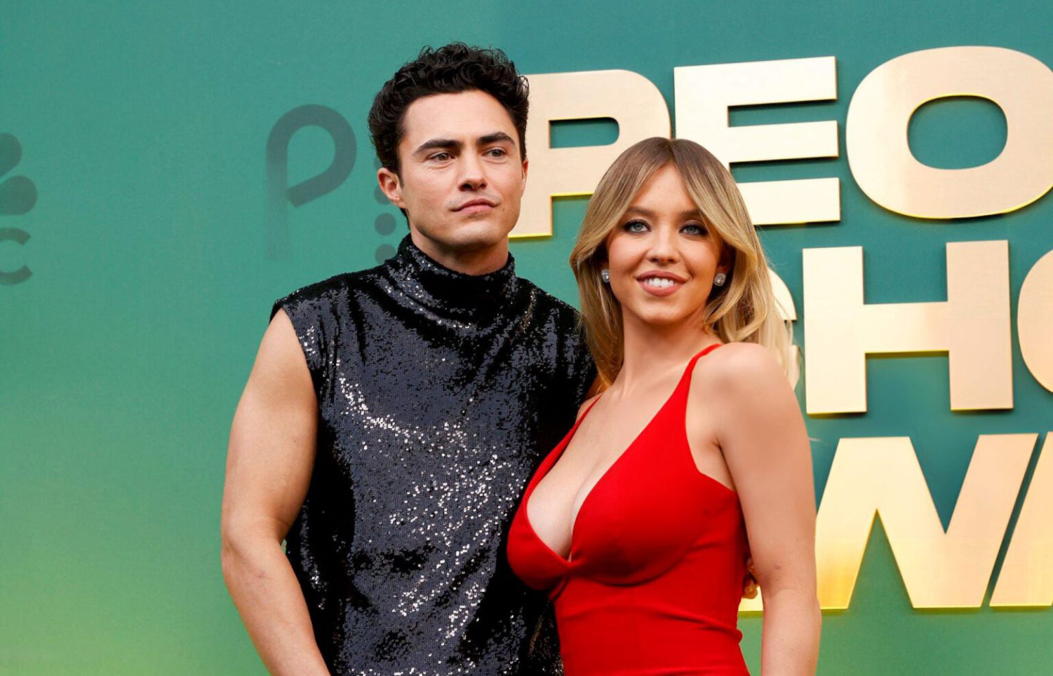 Sydney Sweeney Red Dress Big Breasts - Hot Celebs Home