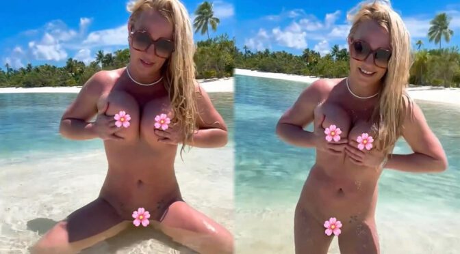 Britney Spears Exposes All in Jaw-Dropping Naked Beach Shoot (NSFW)