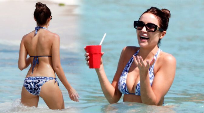 Olivia Culpo Sexy In Bikin