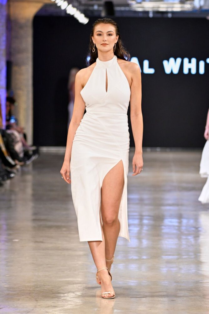 Gorgeous Rachel Pizzolato Captivating The Audience At L.a. Fashion Week