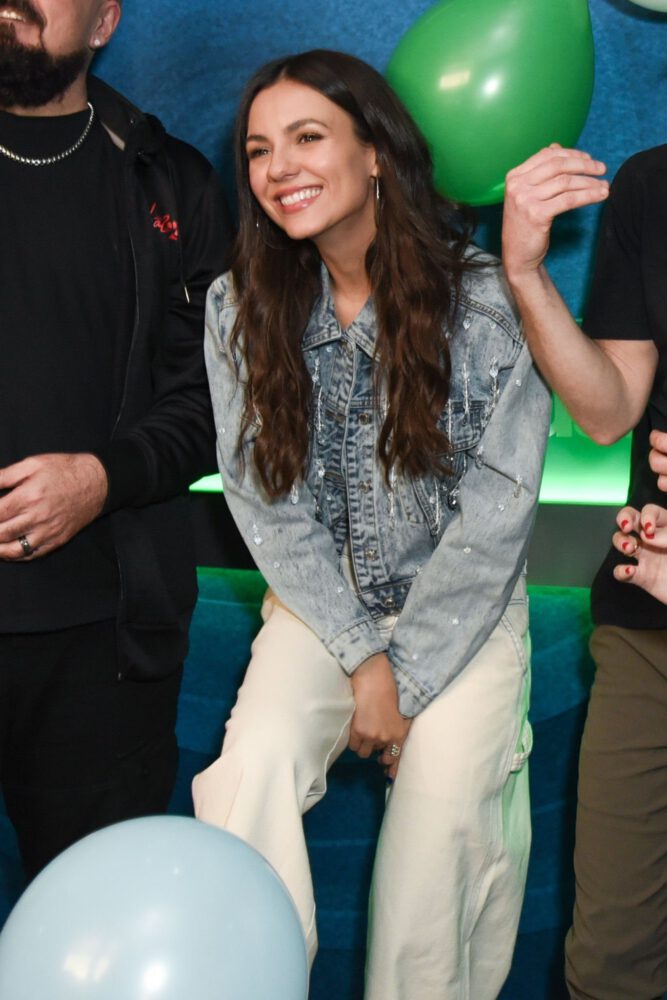 Victoria Justice Siriusxm Studios Beauty