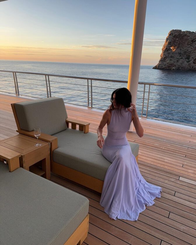 Kendall Jenner Braless Yacht Sexy White Dress