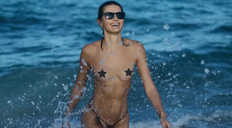 Isabeli Fontana Frees the Nipple! Plus More Sizzling Links!