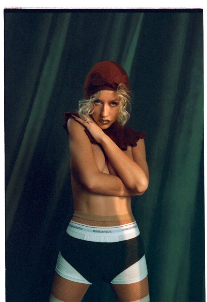 Christina Aguilera Braless Sexy Paper Magazine Shoot