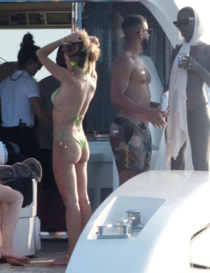 Rita Ora Skimpy Bikini Sexy Body Ibiza Yacht Paparazzi