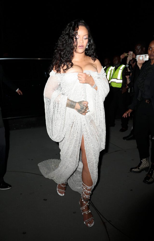 Rihanna Big Breasts Thong Cleavage Sexy Ass Guggenheim Nyc