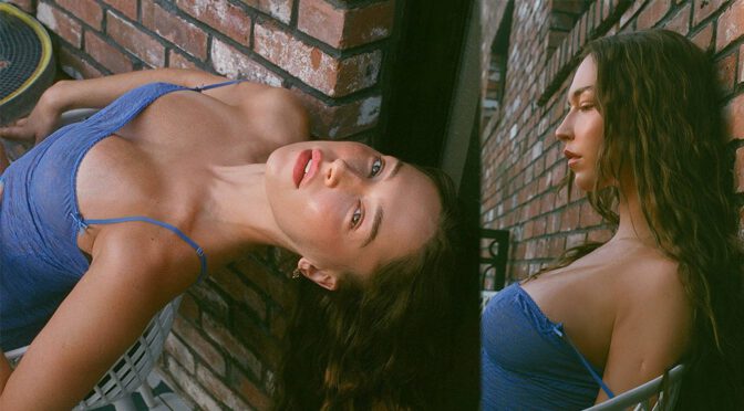 Elsie Hewitt Stuns in Revealing Shoot: Flawless Cleavage & Sensual Poses