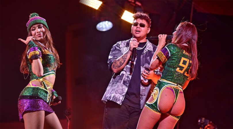 Anitta Rocks the Stage, Exposing Her Sexy Ass in a Jaw-Dropping Outfit