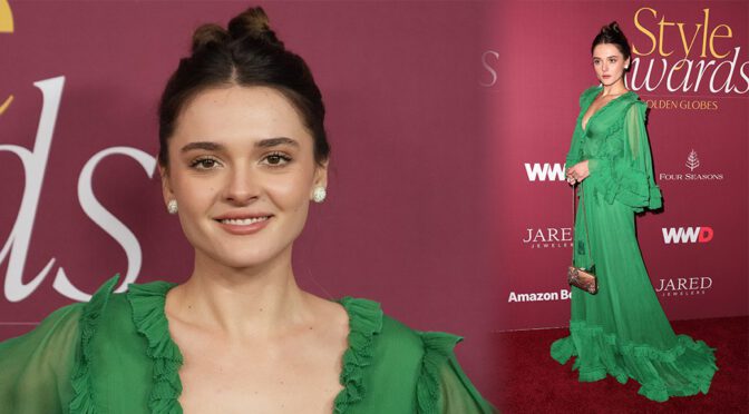 Pokies on Display: Charlotte Lawrence’s Jaw-Dropping Golden Globes Look!