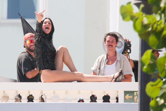 Amelia Gray Sexy Ass Upskirt Copacabana