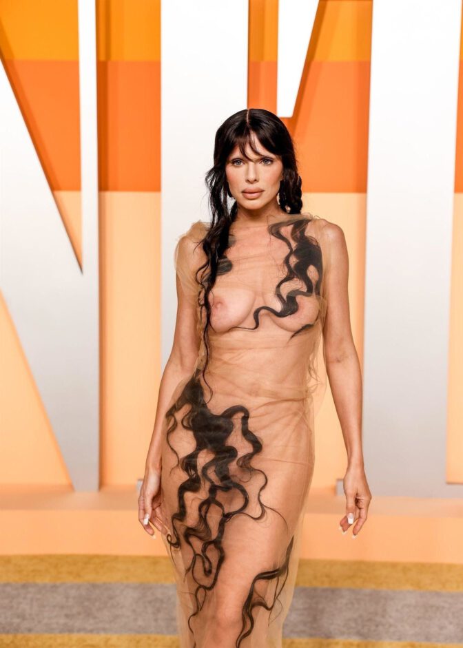 Julia Fox Naked Red Carpet Look