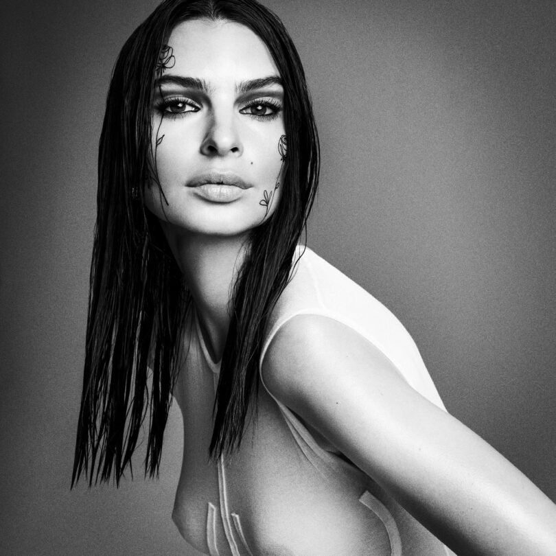 Emily Ratajkowski Boobs Nipples