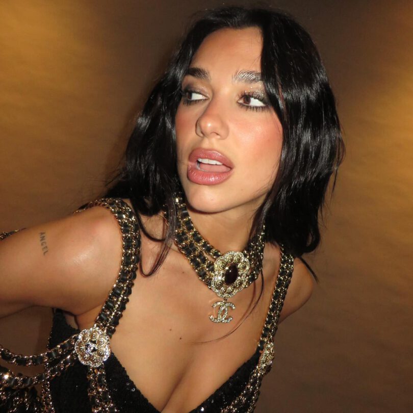 Dua Lipa Cleavage Booty Sexy