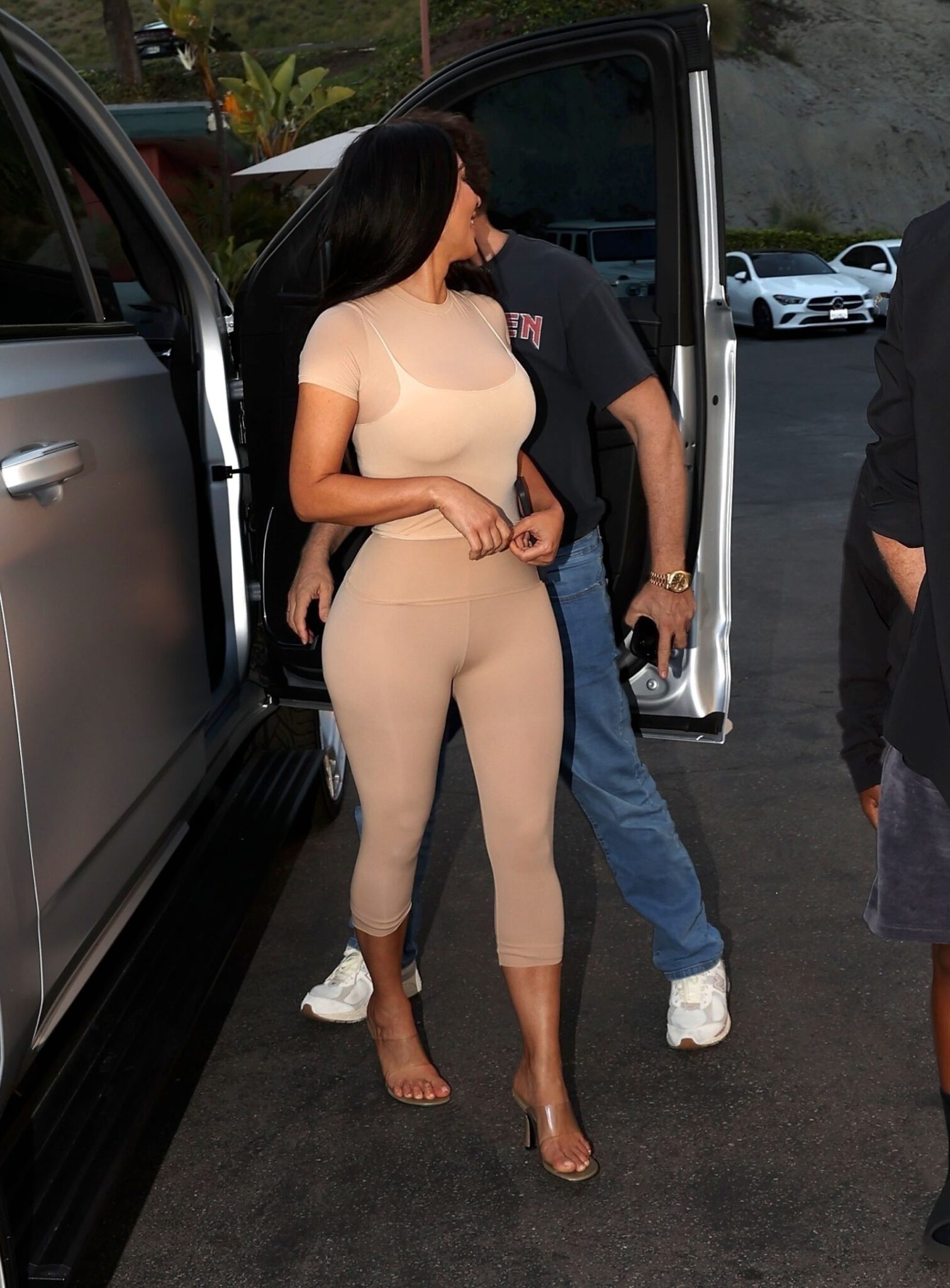 Hot Rocks Skims Kim Kardashian Skims Body Hugging Outfit - Hot Celebs Home