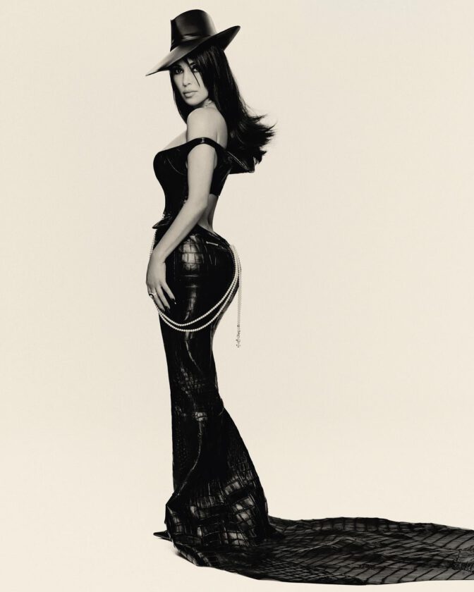 Kim Kardashian Met Gala Big Boobs Cleavage Big Ass