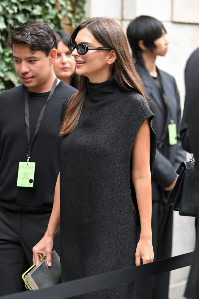 Emily Ratajkowski Braless Sideboob Calvin Klein Nyfw