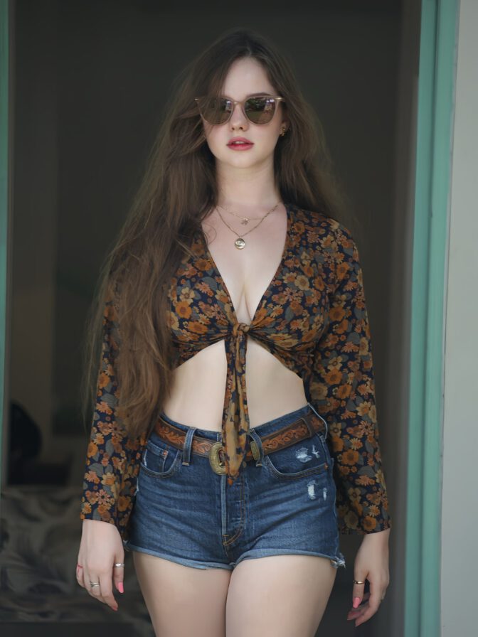 Isabella Ardley Cleavage Denim Shorts Boho Look