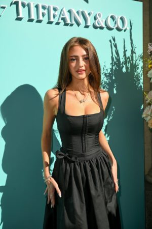 Leni Klum Busty Dirndl Oktoberfest