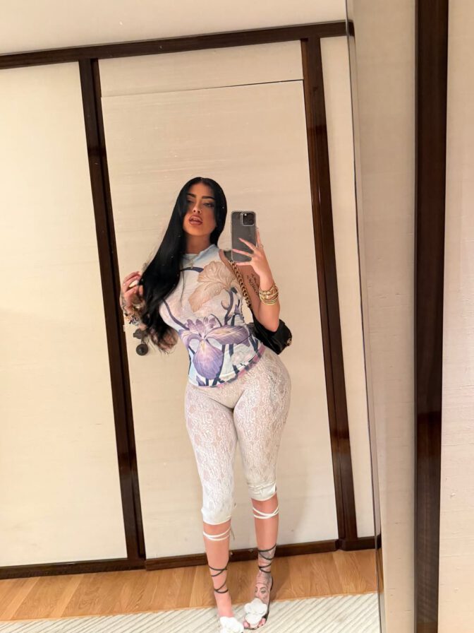 Malu Trevejo Huge Booty See Through Paris
