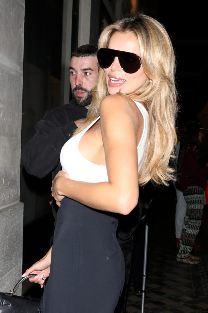 Nader Sisters Sexy Paris Night