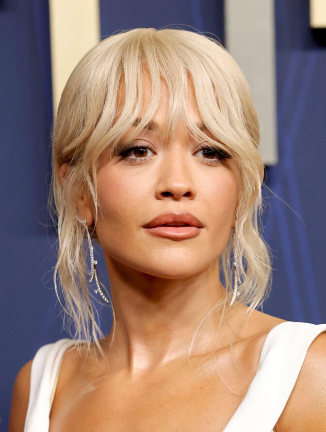 Rita Ora Cleavage Legs Emmy Awards