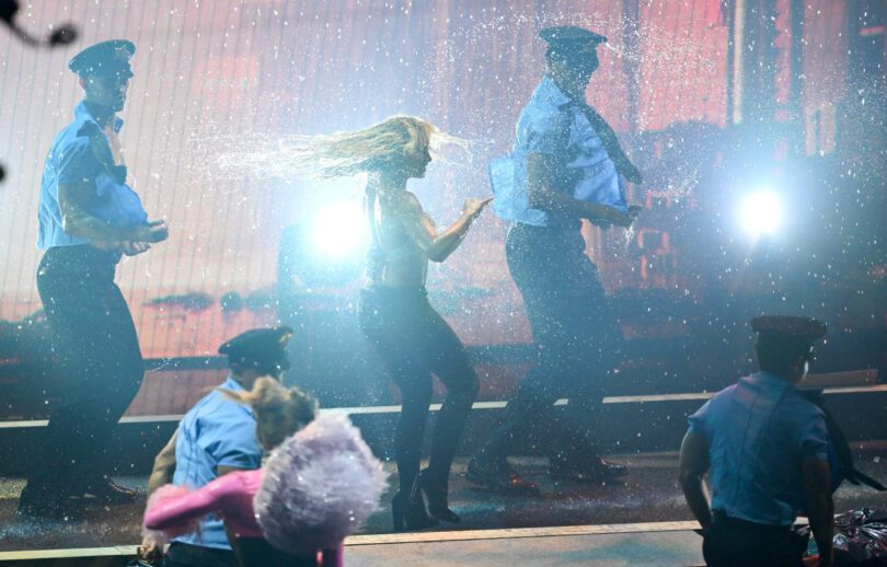 Sabrina Carpenter Sexy Dress Vmas